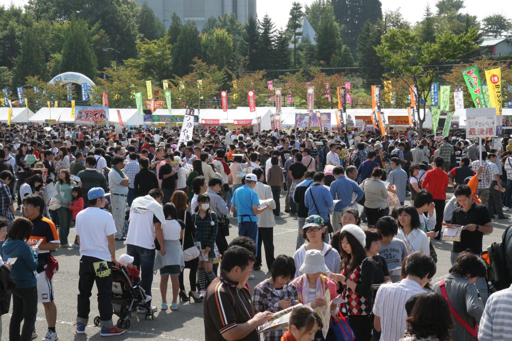 Seasonally Held Local Foods Festival